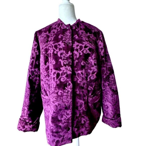 Isaac Mizrahi Live Velvet Scroll Jacquard Snap Front Jacket QVC - Picture 2 of 15